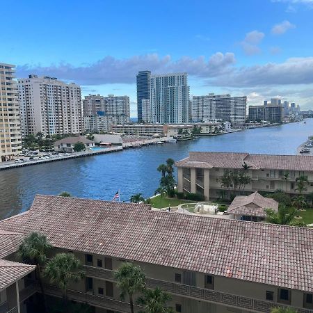 BeachWalk Studio Apmt 2 Beds, Amazing Views- 12B Hallandale Beach Exterior foto
