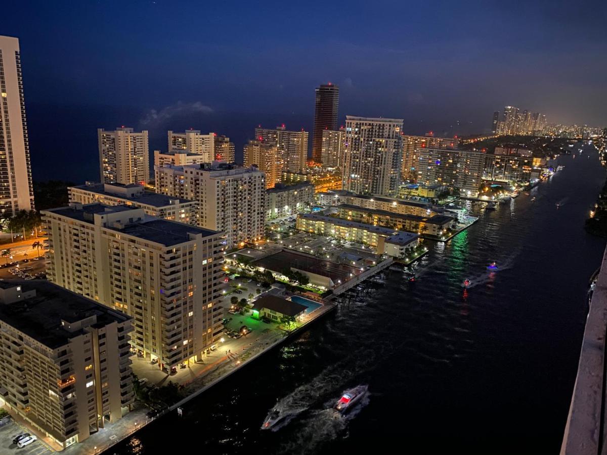 BeachWalk Studio Apmt 2 Beds, Amazing Views- 12B Hallandale Beach Exterior foto