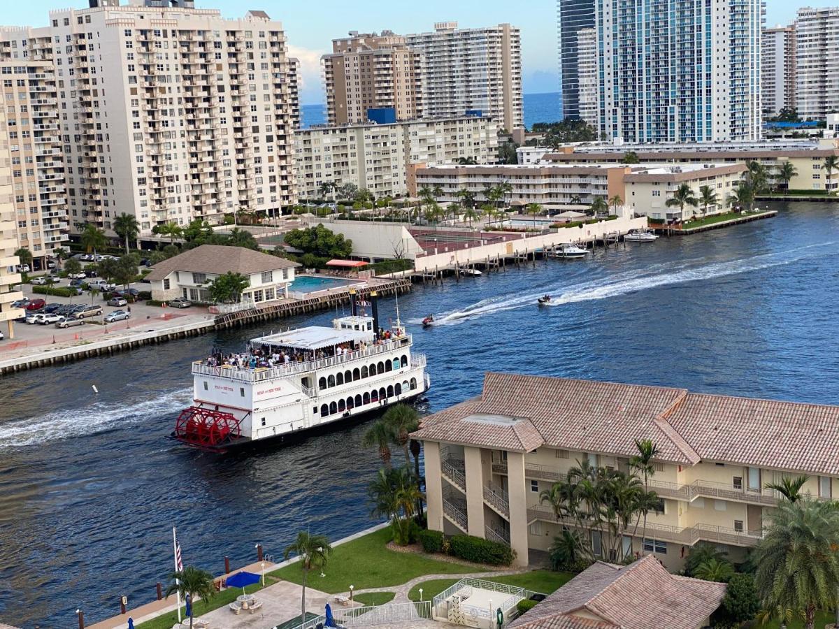 BeachWalk Studio Apmt 2 Beds, Amazing Views- 12B Hallandale Beach Exterior foto