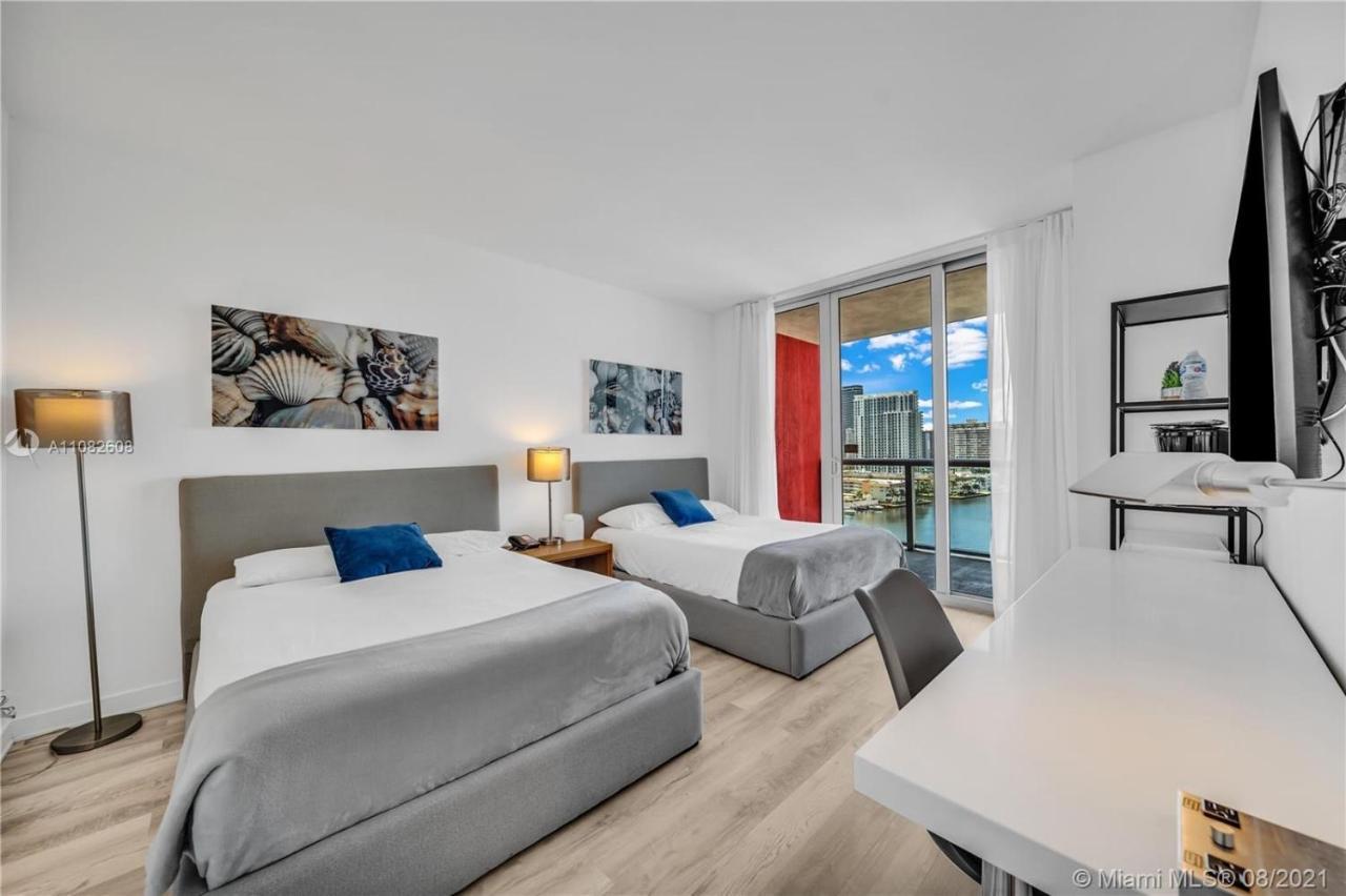 BeachWalk Studio Apmt 2 Beds, Amazing Views- 12B Hallandale Beach Exterior foto