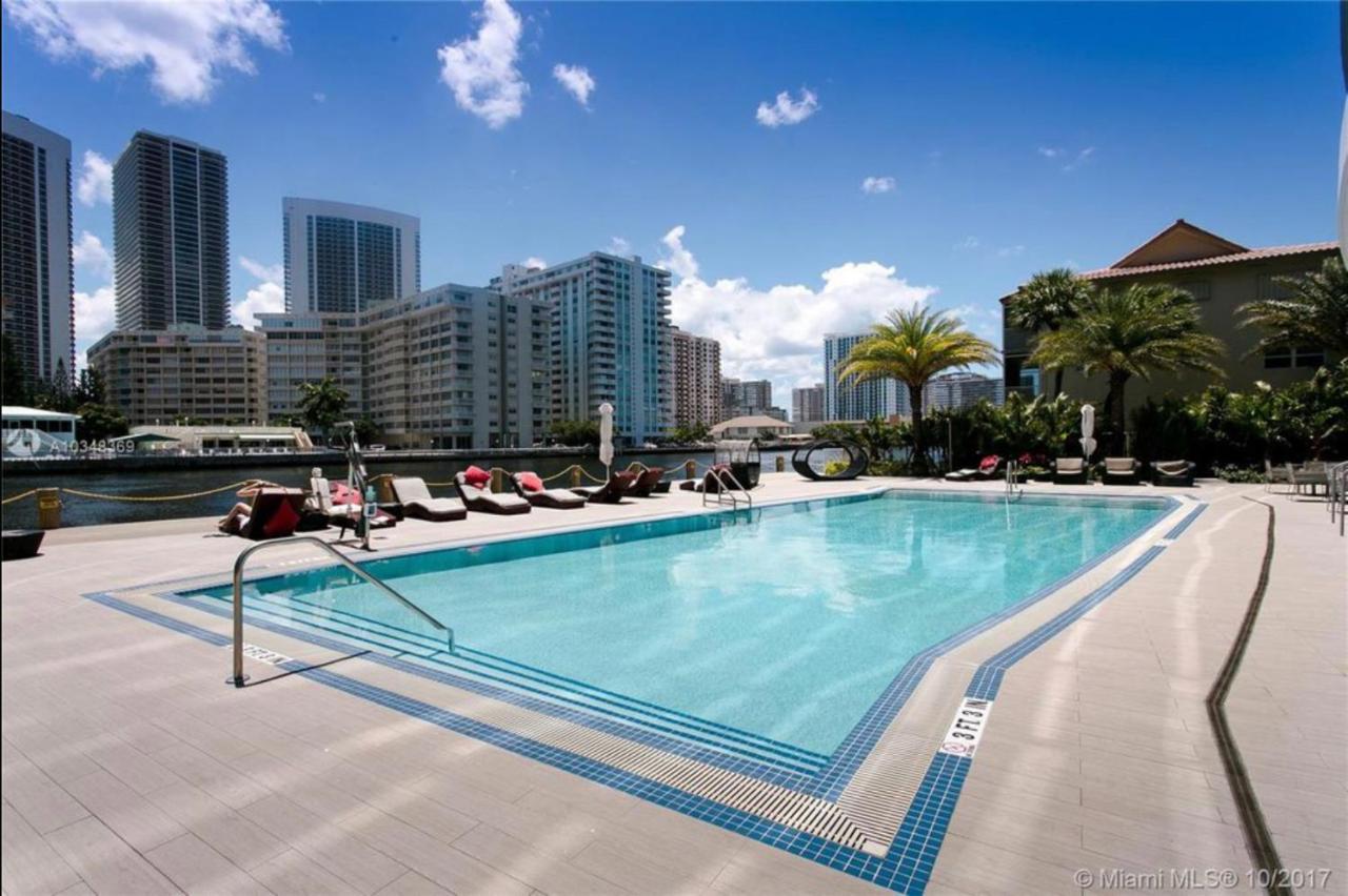 BeachWalk Studio Apmt 2 Beds, Amazing Views- 12B Hallandale Beach Exterior foto